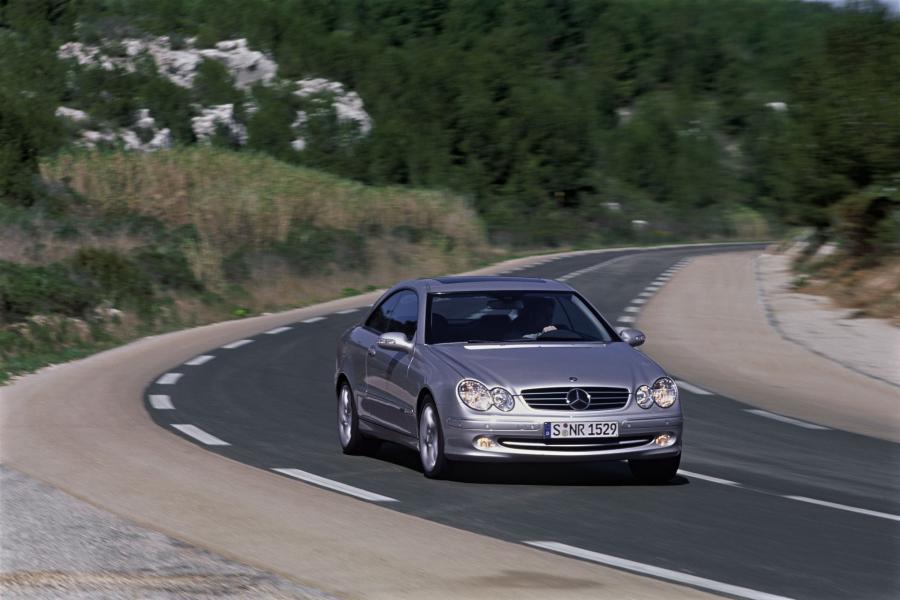  Mercedes-Benz CLK-Class 2003 года  (фото 8 из 163)
